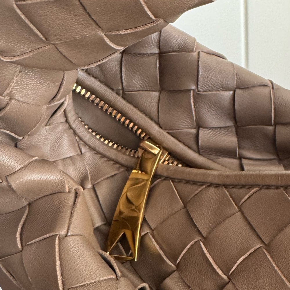 Bottega Veneta Intrecciato Small/Teen Jodie Dark Taupe - Picture 7 of 14